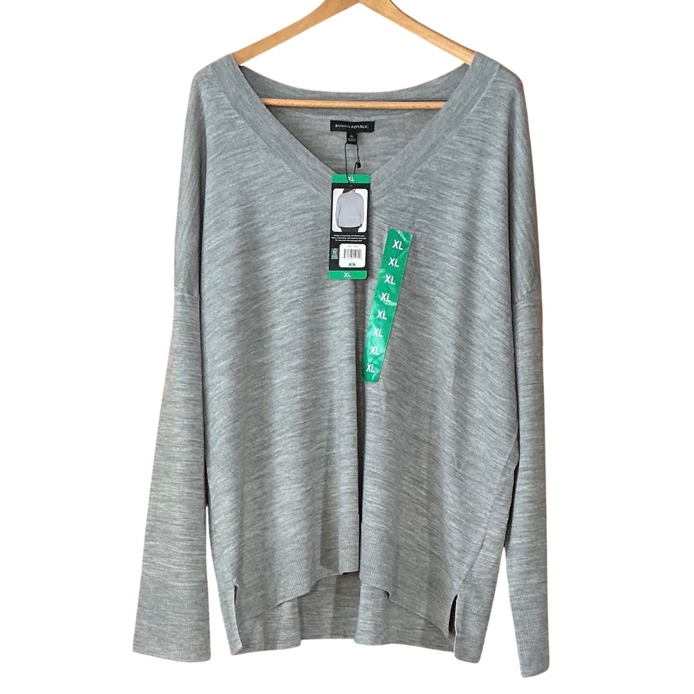 NWT Banana Republic XL Women's V-Neck Merino Wool‎ Sweater Heather Gray Classic